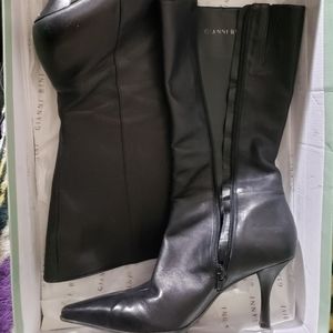 Gianni Bini boots size 7.5 (Blk/Leather)